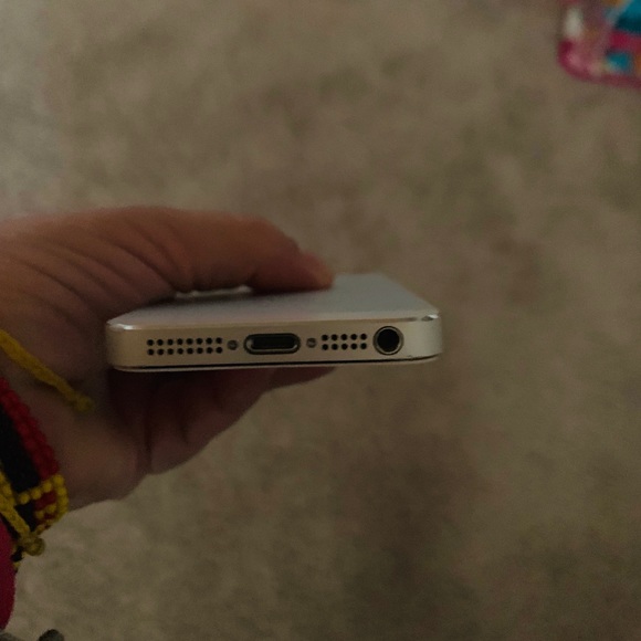 Apple - Picture 8 of 8